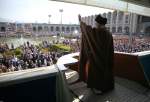 إقامة صلاة عيد الفطر السعيد في طهران بامامة قائد الثورة الاسلامية  