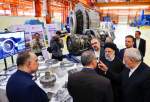 الرئيس الايراني يتفقد شركة Mapna ومعرض الإنجازات التكنولوجية لهذه المجموعة في قطاع المحركات الجوية و..  