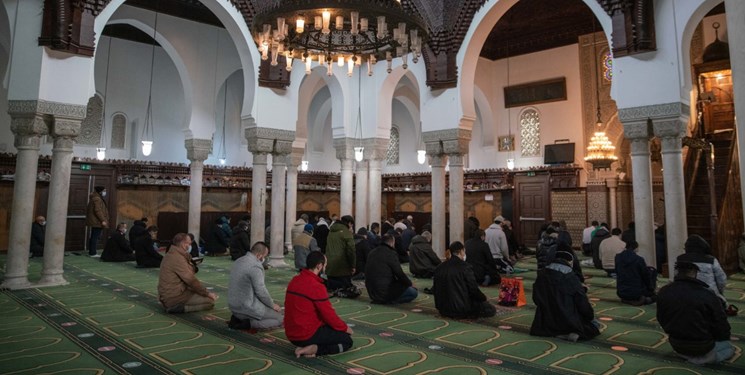 محاکمه مسئولان مسجدی در فرانسه