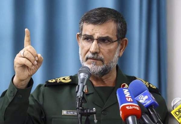 IRGC warns US over military presence in Persian Gulf