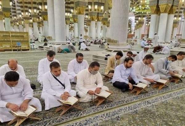 Iranian Qur’anic convoy promotes Muslim unity by holding Qur’anic circles in Mecca