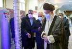 Leader of Islamic Revolution visits nuclear achievements exhibition (photo)  