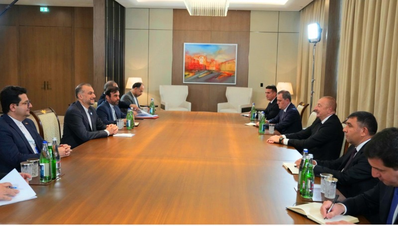 وزير الخارجية الإيراني يلتقي الرئيس الأذربيجاني الهام علييف