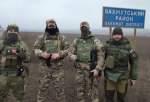 ویگنر کے نجی گروپ کے ارکان اپنے ہتھیار روسی فوج کے حوالے کر رہے ہیں
