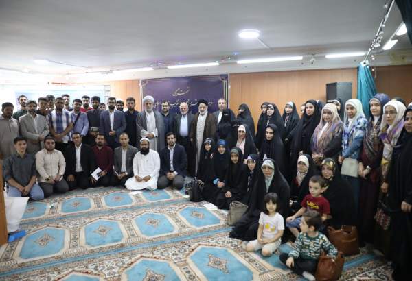 مجمع جہانی تقریب مذاہب اسلامی کے وائس چیئرمین کی مذاهب اسلامیی  یونیورسٹی کے استاد سے ملاقات  