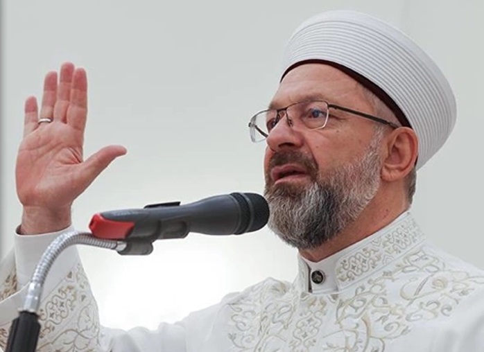 رئیس سازمان دیانت ترکیه اهانت به قرآن کریم در دانمارک را محکوم کرد