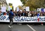 فرانس نے کالجوں میں عبایا پہننے پر پابندی لگادی گئی
