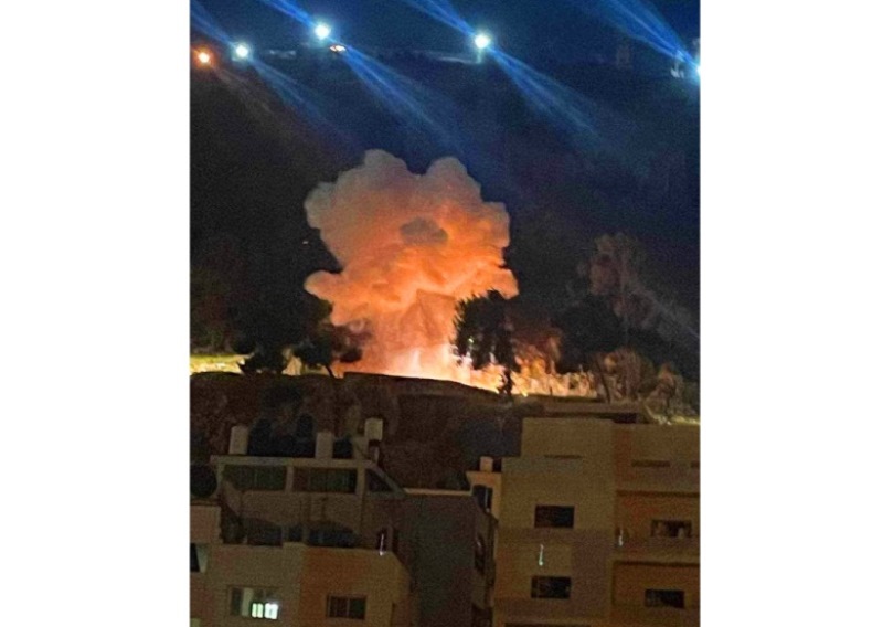 صورة "لحظة تفجير العبوة التي نفذتها سرايا القدس في نابلس"