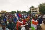 In fresh protests, thousands demand withdrawal of French troops in Niger