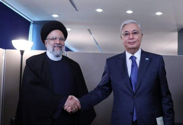 رؤسای جمهور ایران و قزاقستان دیدار کردند