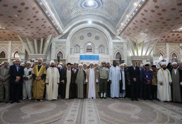 مراسم تجديد ضيوف مؤتمر الوحدة الاسلامية الـ 37، العهد والولاء مع مبادئ الامام الخميني (ره)  