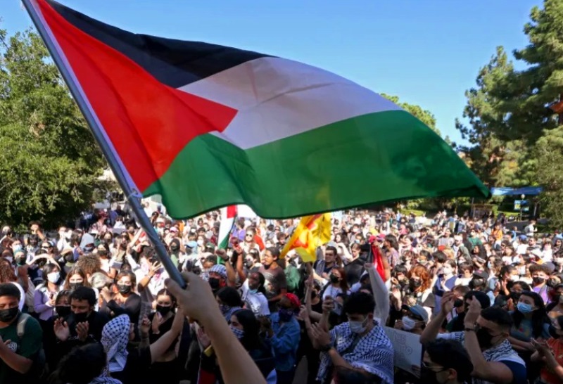 مظاهرة في لوس أنجلوس لدعم الفلسطينيين المحاصرين