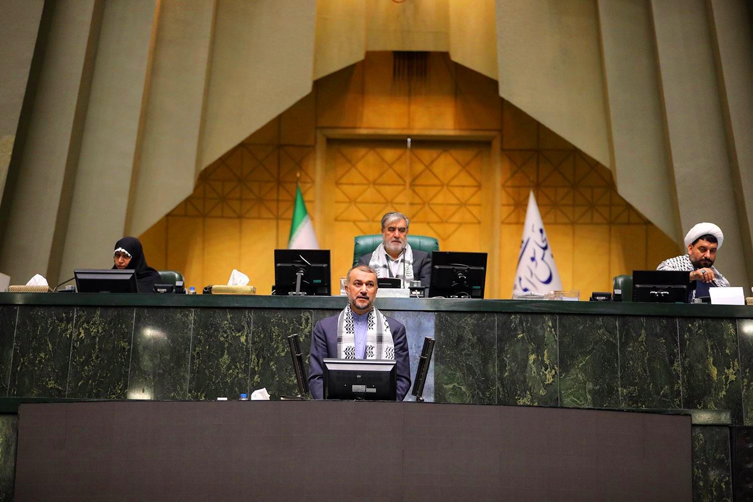 وزير الخارجية الايراني : المساعدات الإنسانية الإيرانية جاهزة للارسال إلى غزة