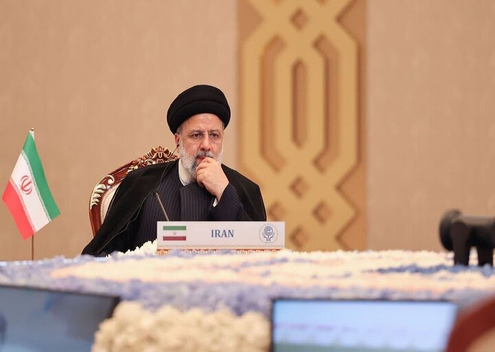 الرئيس الإيراني يتوجه إلى السعودية السبت لحضور القمة الإسلامية الاستثنائية