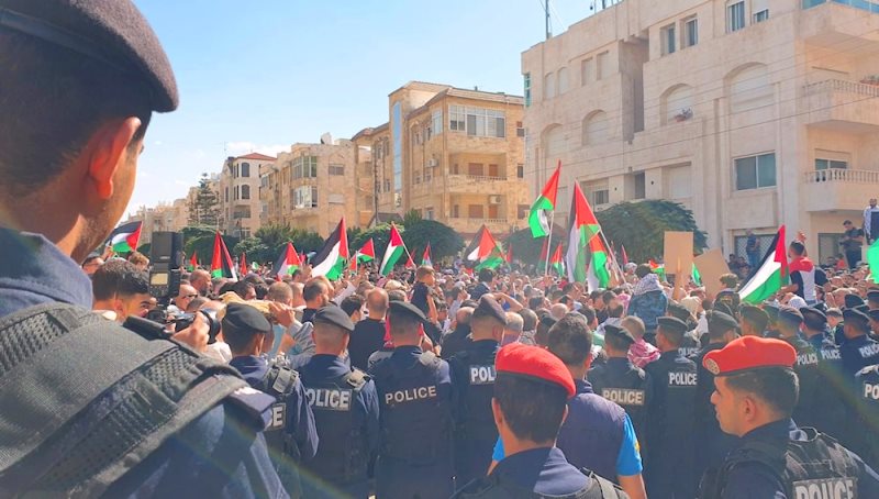 تظاهرات داعمة لغزة في الأردن ومطالبة بوقف العدوان الإسرائيلي