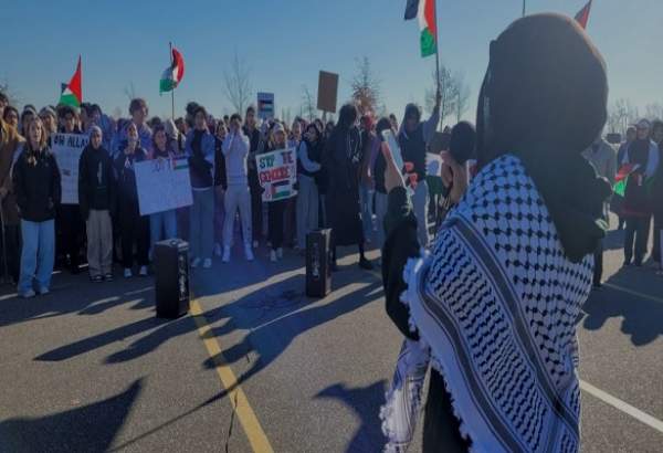 تظاهرات دانش‌آموزان کانادایی در اعتراض به نسل‌کشی مردم غزه