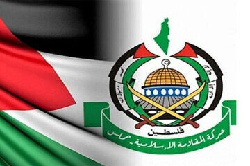 حماس تنفي صحة ما ورد حول لقاء إسماعيل هنية مع قائد الثورة الإسلامية