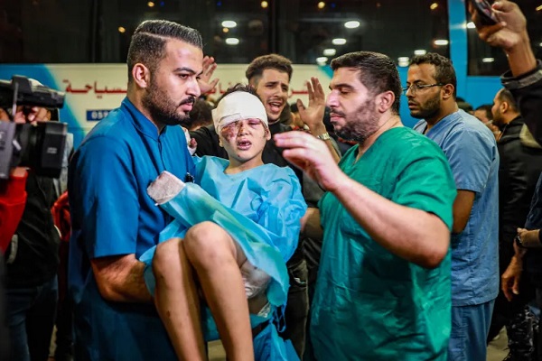 ده‌ها کشته و زخمی در حمله به بیمارستان العودة در شمال غزه