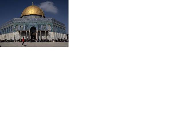 Al-Aqsa Mosque main pillar of Palestinian cause, source of honor for Muslims, says released inmate