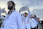 برگزاری «راهپیمایی خاموش» کارکنان بخش بهداشت استانبول در حمایت از غزه