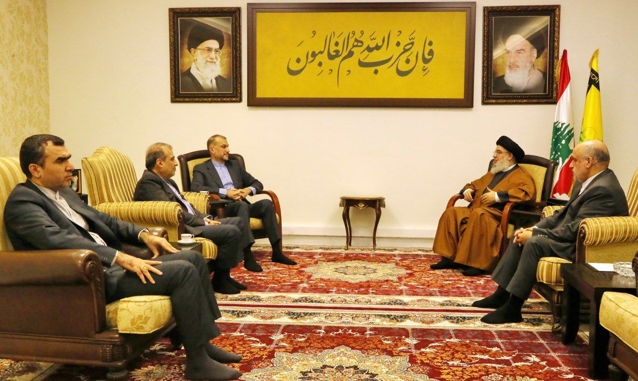 وزير الخارجية الايراني يلتقي الامين العام لحزب الله لبنان