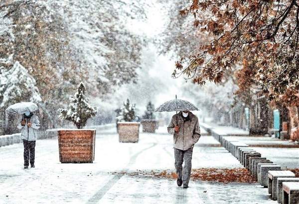 ادامه دار بودن بارش برف در مناطق شمالی تهران