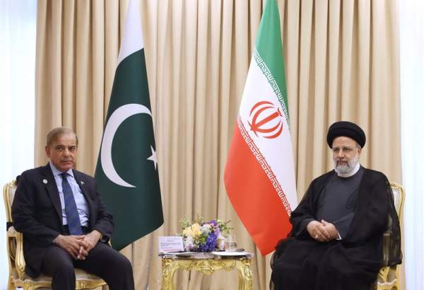 ایرانی صدر آیت اللہ رئیسی کی پاکستان کے نومنتخب صدر شہباز شریف کو مبارک باد