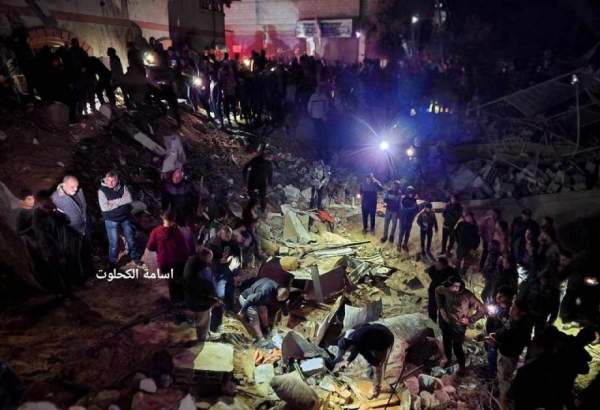 غزہ کے مرکز دیر البلح پر صیہونی فوجی حملہ،22 فلسطینیوں کی شہادت