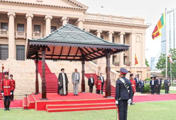 استقبال رسمی رئیس جمهور سریلانکا از حجت الاسلام رئیسی