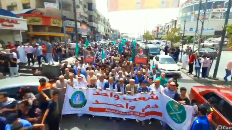 مسيرات في العاصمة الاردنية عمّان ومدن أخرى تنديدًا باستمرار العدوان على قطاع غزة