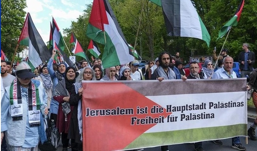 برلين تشهد مظاهرة داعمة لفلسطين ومنددة بجرائم الاحتلال