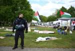 La police berlinoise nettoie le camp des manifestants de la guerre à Gaza  <img src="/images/video_icon.png" width="13" height="13" border="0" align="top">