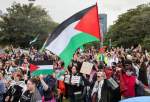 غزہ میں صیہونی جرائم کے خلاف آسٹریلیا کی یونیورسٹی میں سینکڑوں طلباء کا احتجاج
