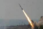 Des combattants irakiens lancent une frappe de missile contre une base aérienne israélienne