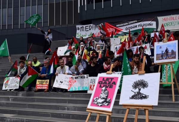 ادامه تظاهرات در حمایت از غزه در دانشگاه مدیپول استانبول
