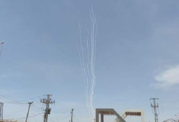 Le Hamas lance des tirs de roquettes vers les terres centrales occupées